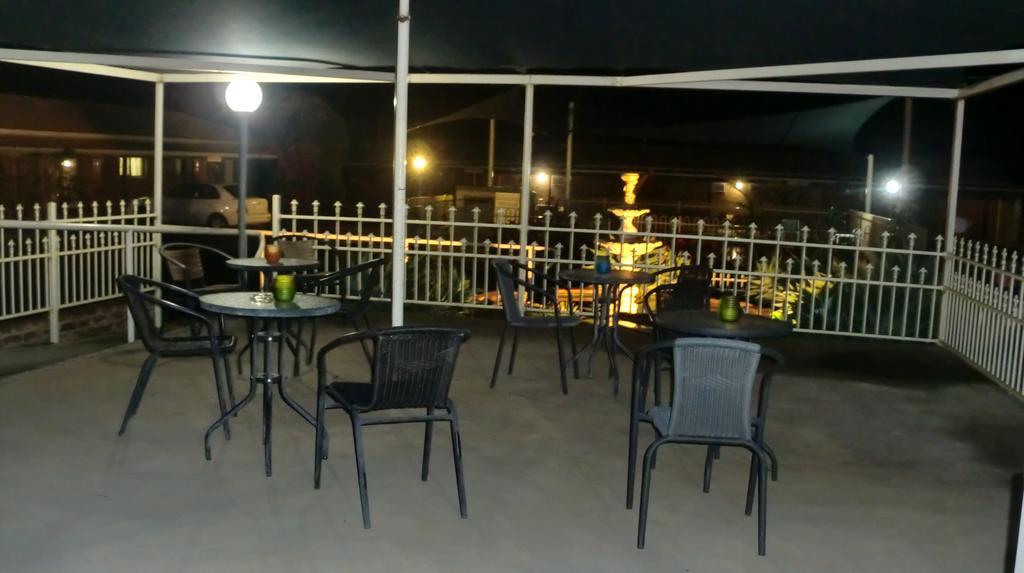 Tooleybuc Motel Экстерьер фото